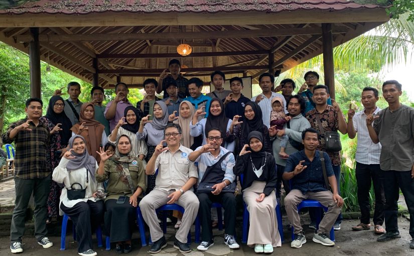 Komunitas Desa Bonjeruk Asah Keterampilan Jurnalistik Berbasis Teknologi AI